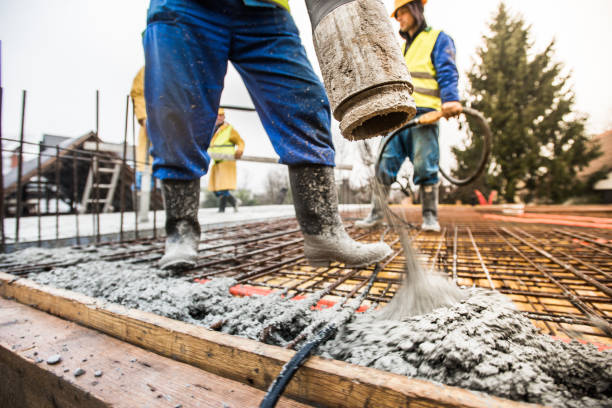 Best Custom Concrete Contractor  in Hewlett, NY